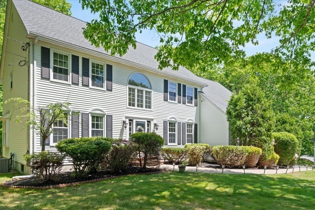 2 Harrison Pl