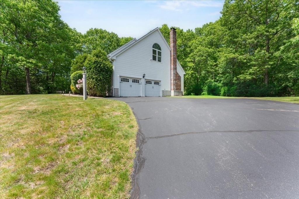 2 Harrison Pl