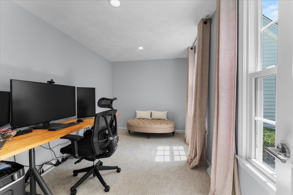2 Harrison Pl