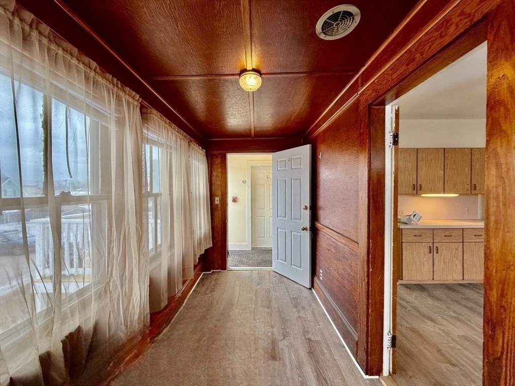 84 Pearl St # 2F