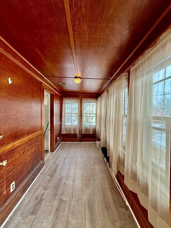 84 Pearl St # 2F