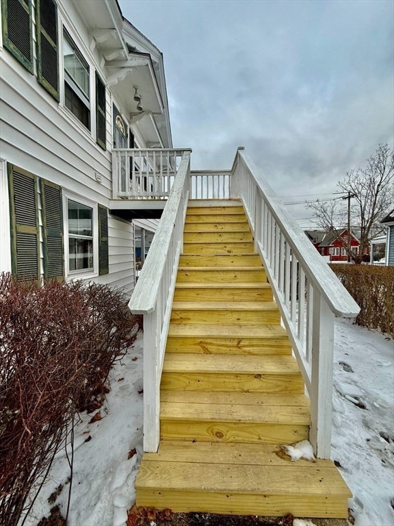84 Pearl St # 2F