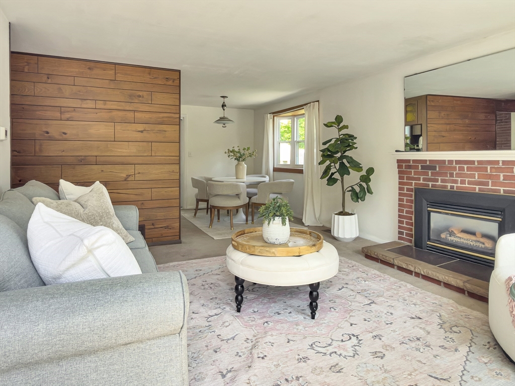 291 Levin Rd