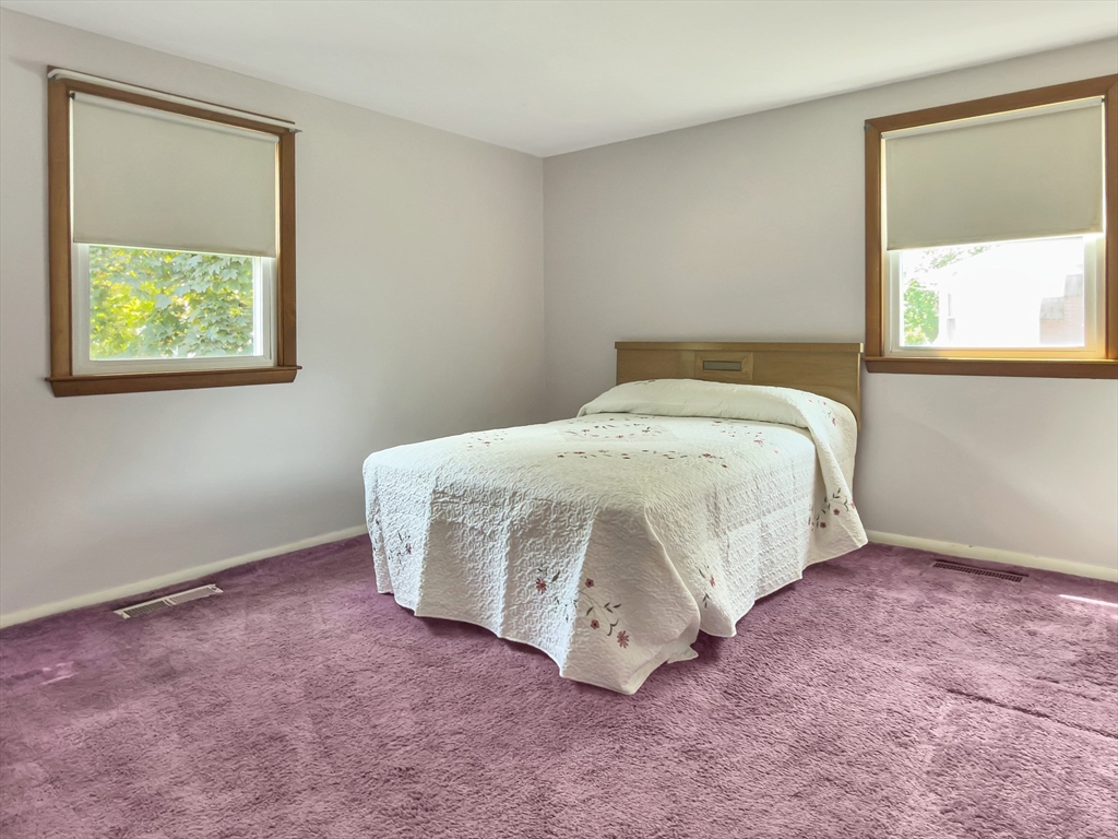 291 Levin Rd