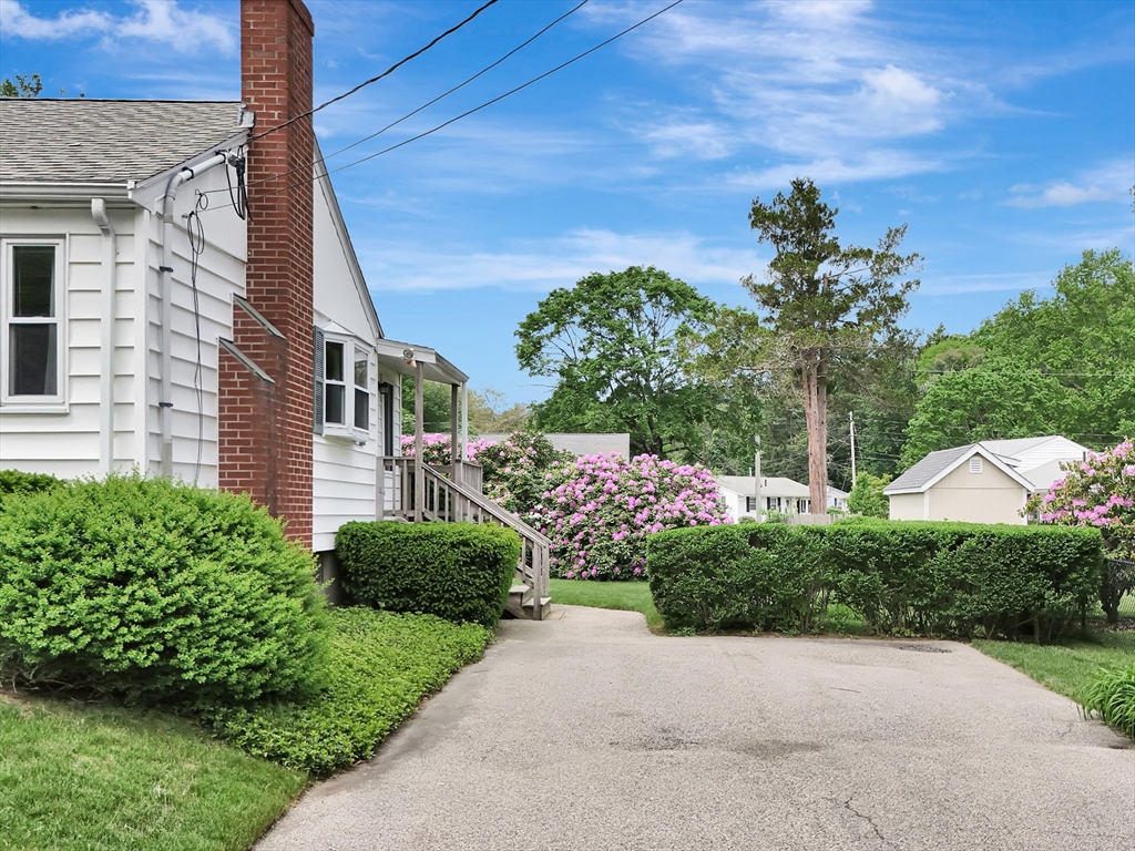 291 Levin Rd