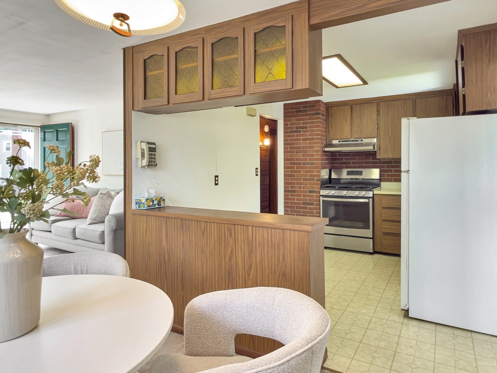 291 Levin Rd