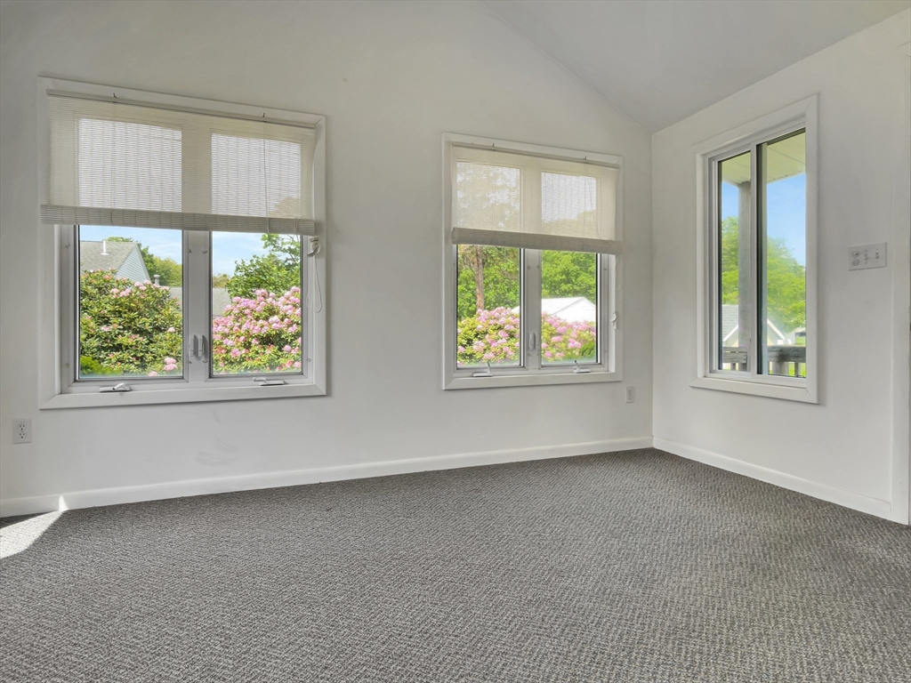 291 Levin Rd