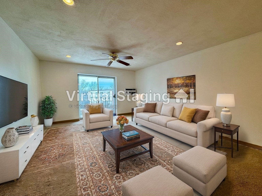 25 Greentree Ln # 43