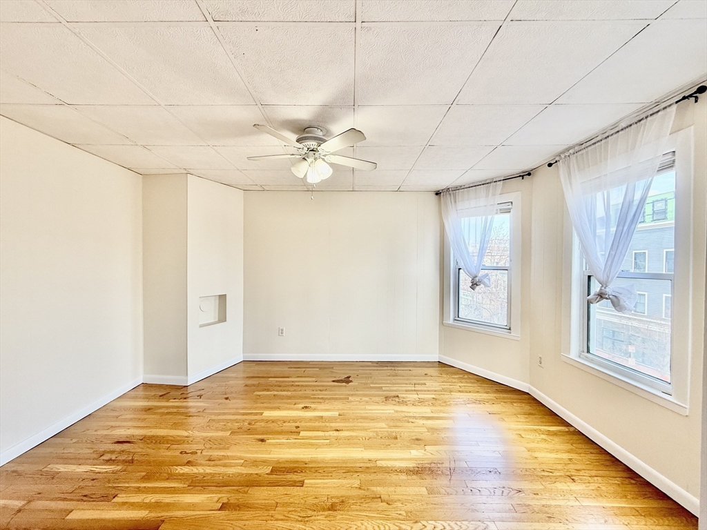 724 Cambridge St Unit: 3
