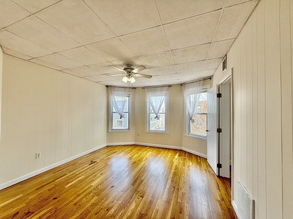 724 Cambridge St Unit: 3