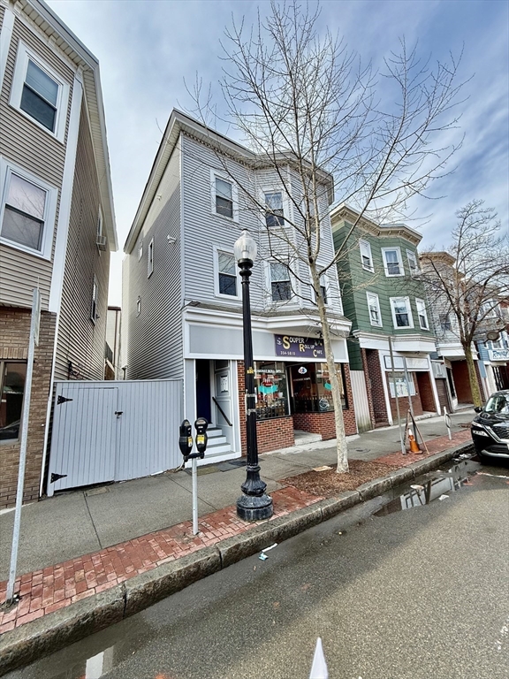 724 Cambridge St Unit: 3