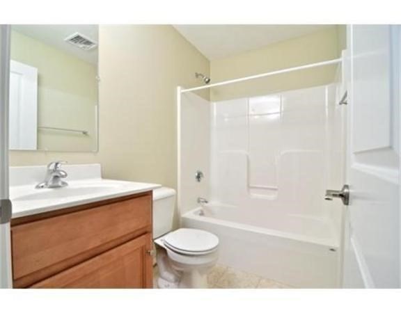 39 Athens St # 4