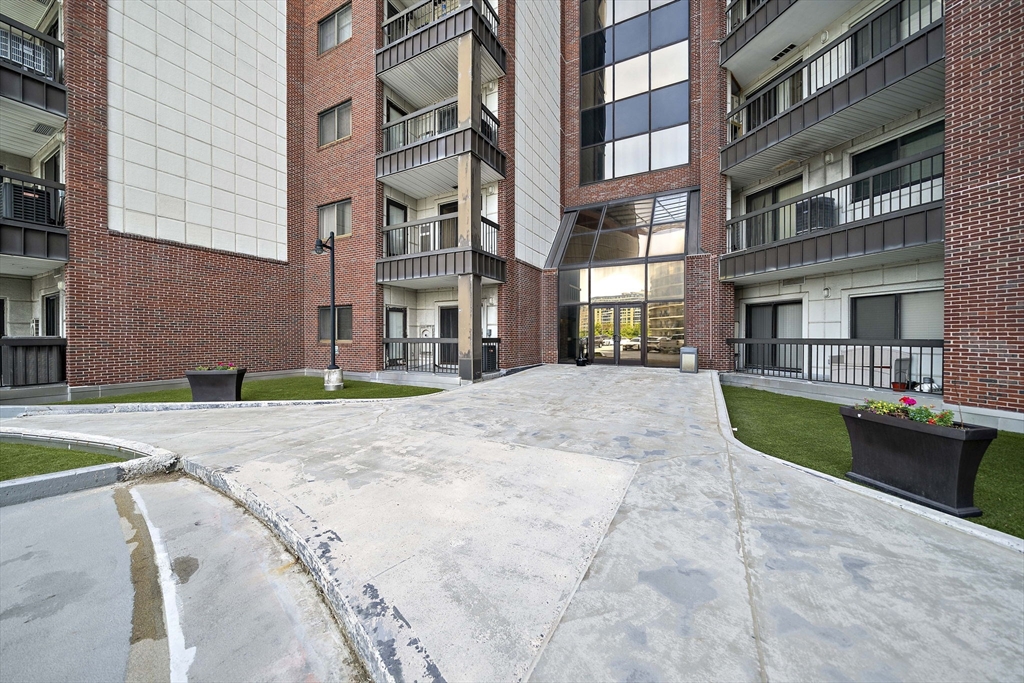 90 Quincy Shore Dr Unit: 108