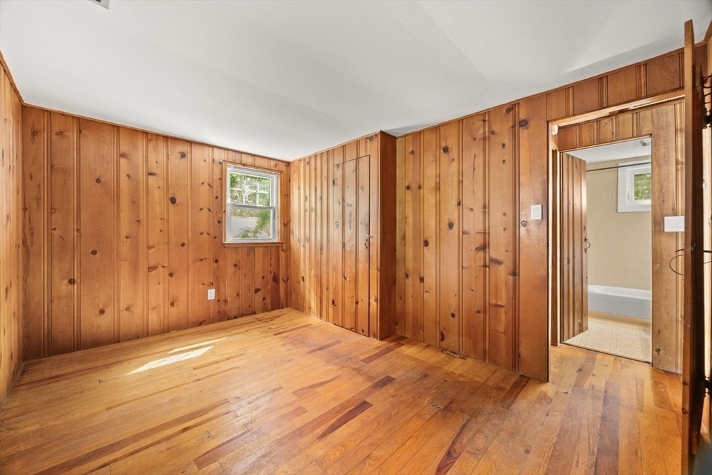 111 Hartford Rd