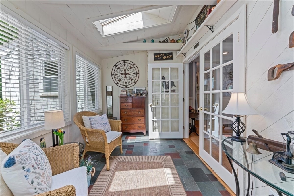 579 Walnut St