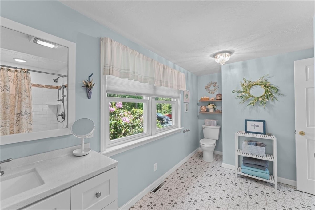 579 Walnut St