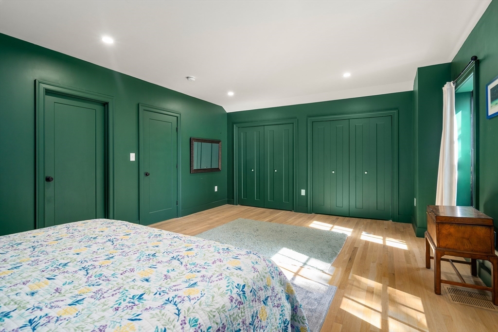 22 Kenilworth St