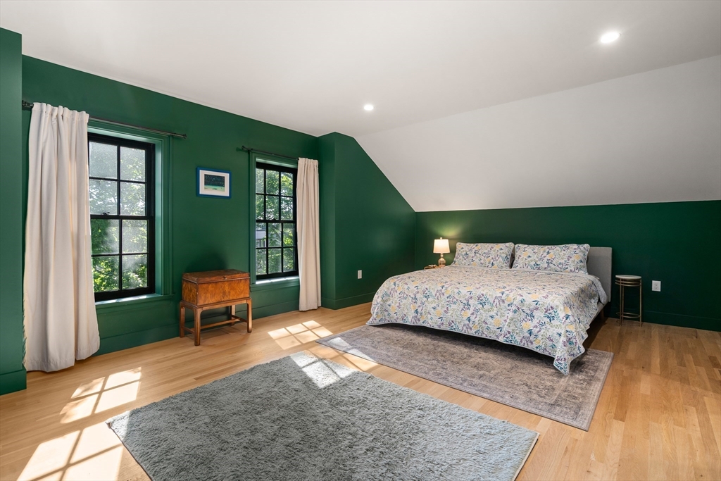 22 Kenilworth St
