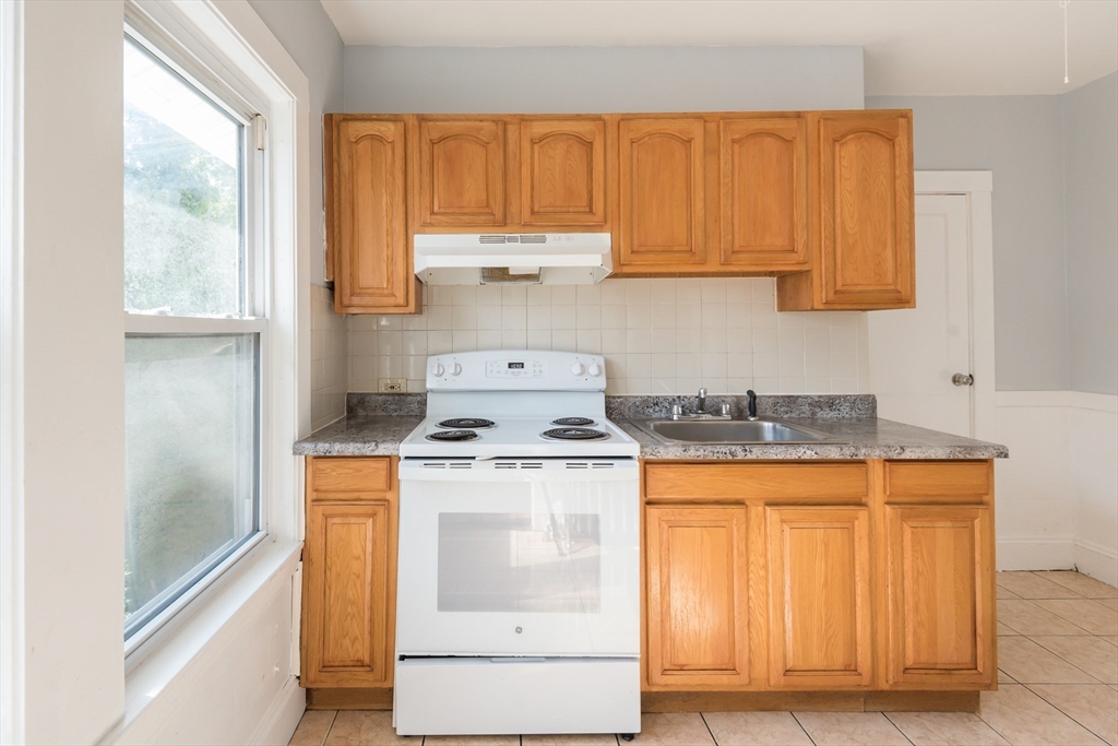 112 Brush Hill Rd