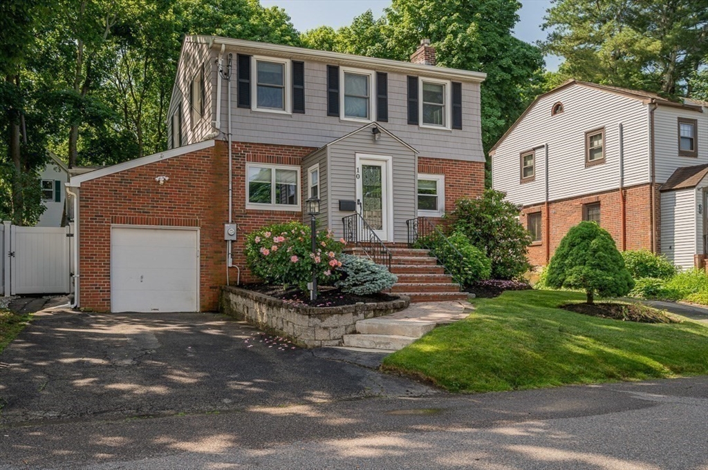 10 Richards Rd