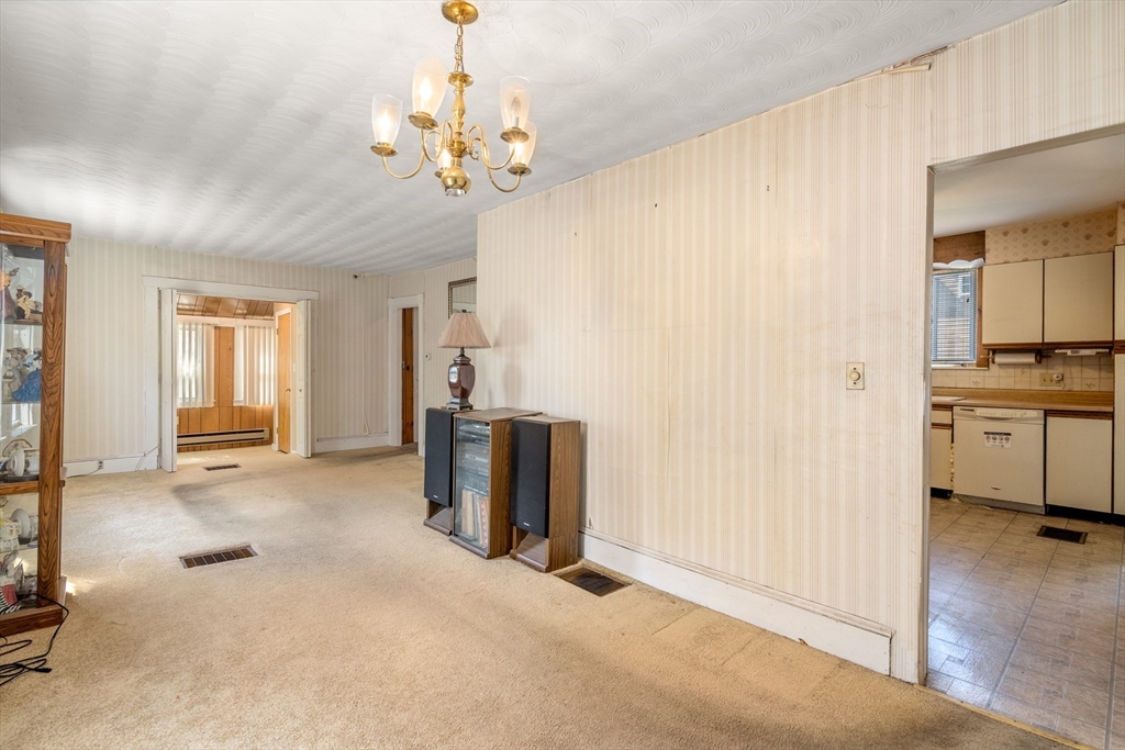 25 Curve St