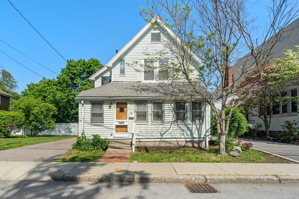 25 Curve St