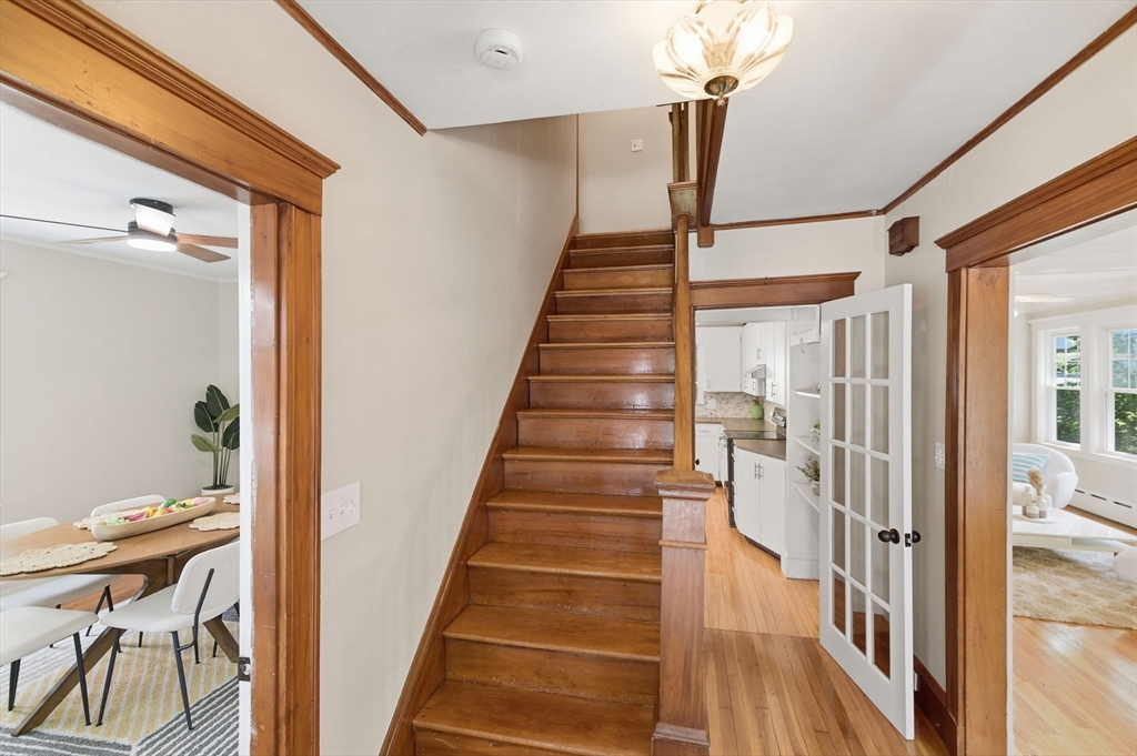 111 Greenleaf St