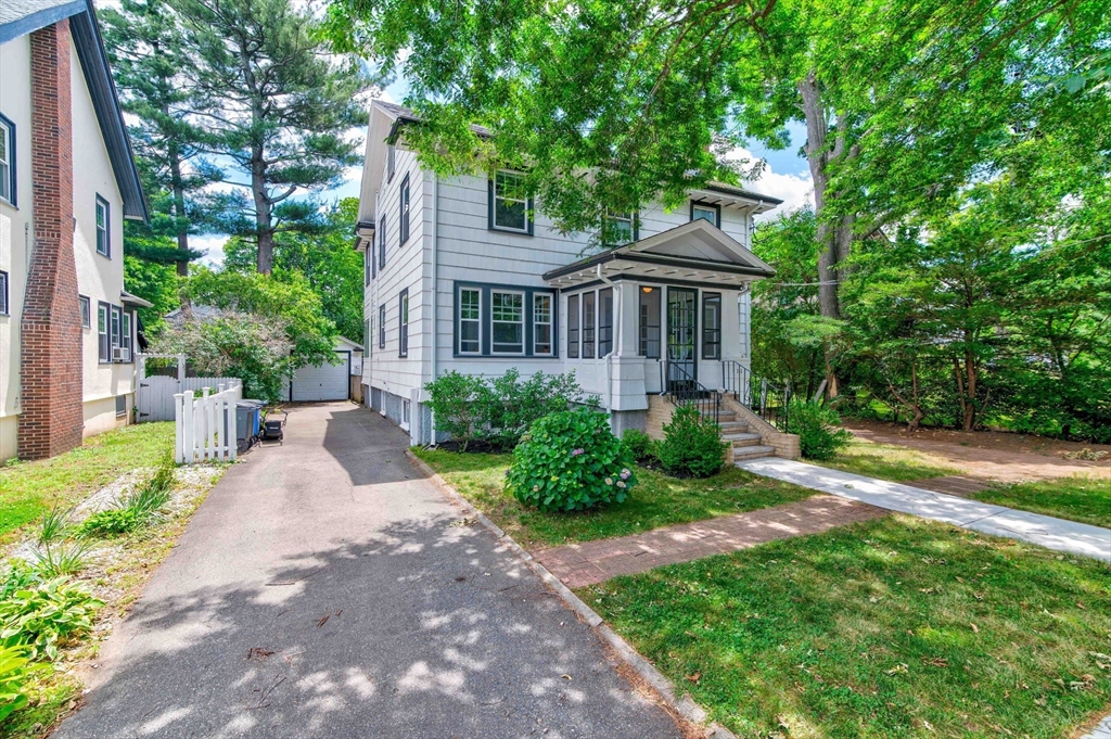 111 Greenleaf St
