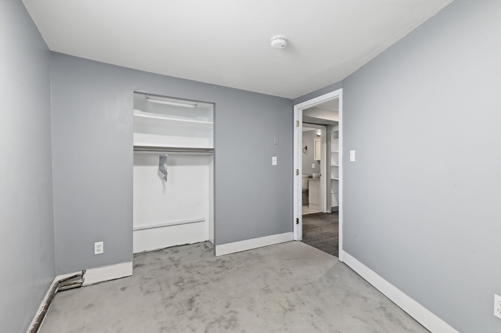 111 Greenleaf St