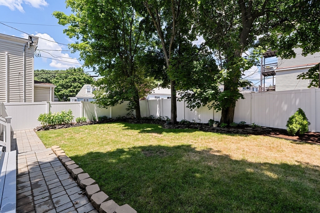 156 Locust St