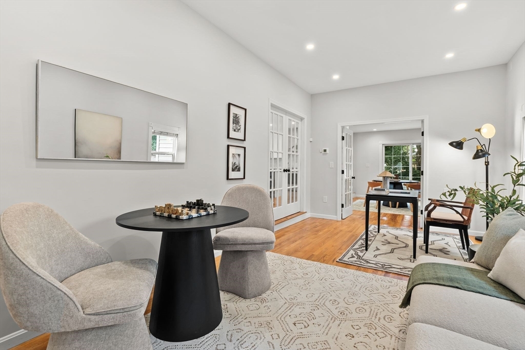 156 Locust St
