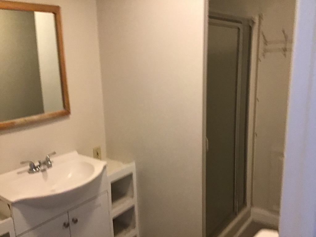 48 Sea St
