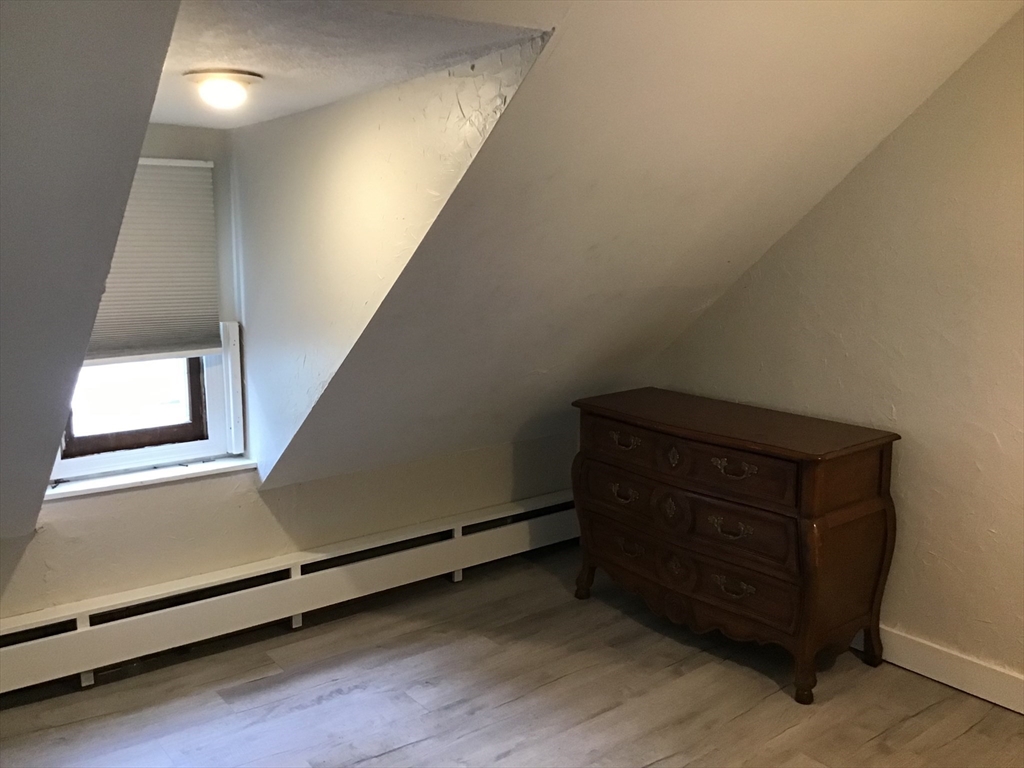 52 Sea St