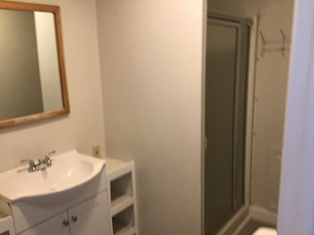 48 Sea St