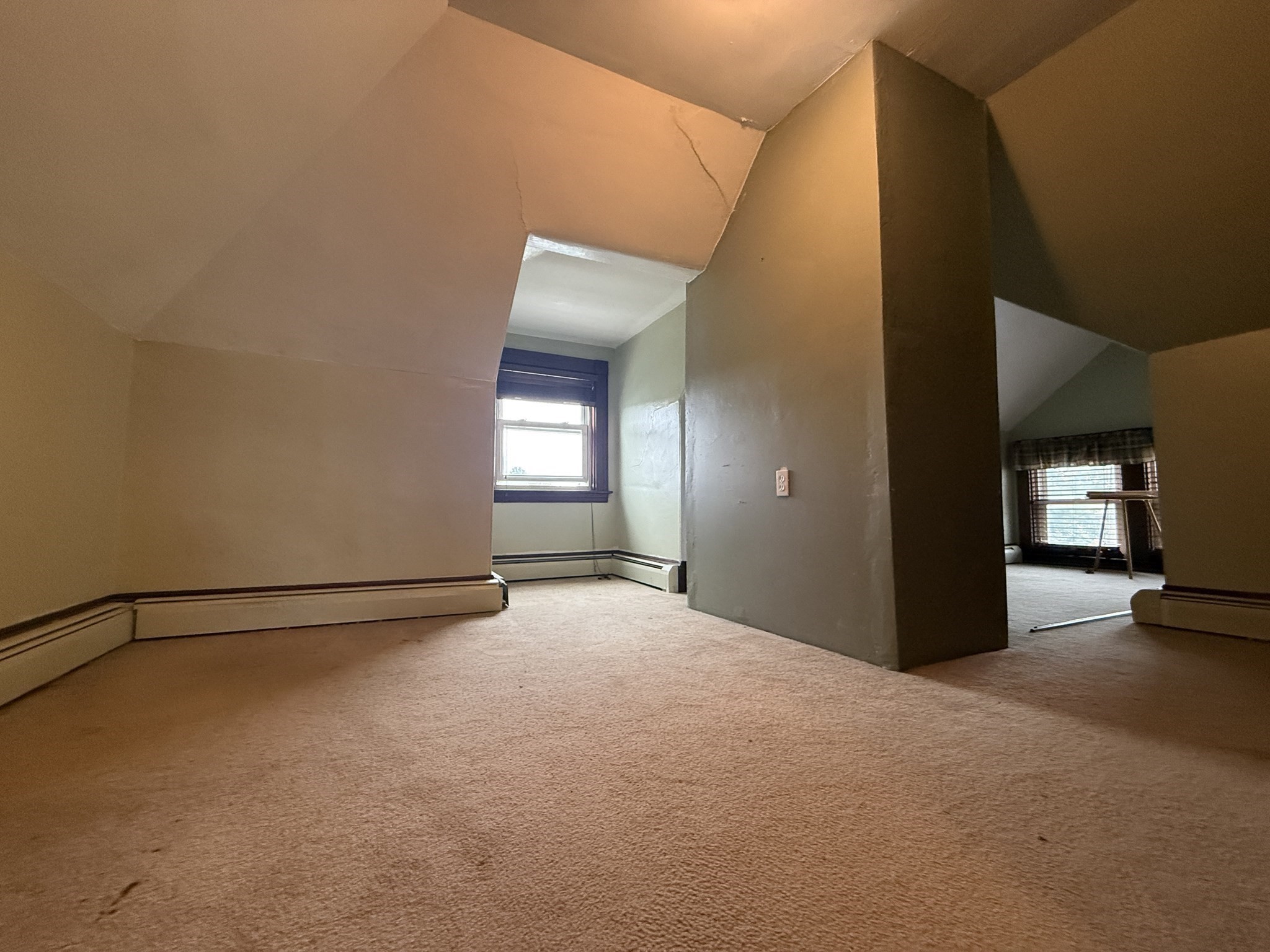 24 Rawson Rd