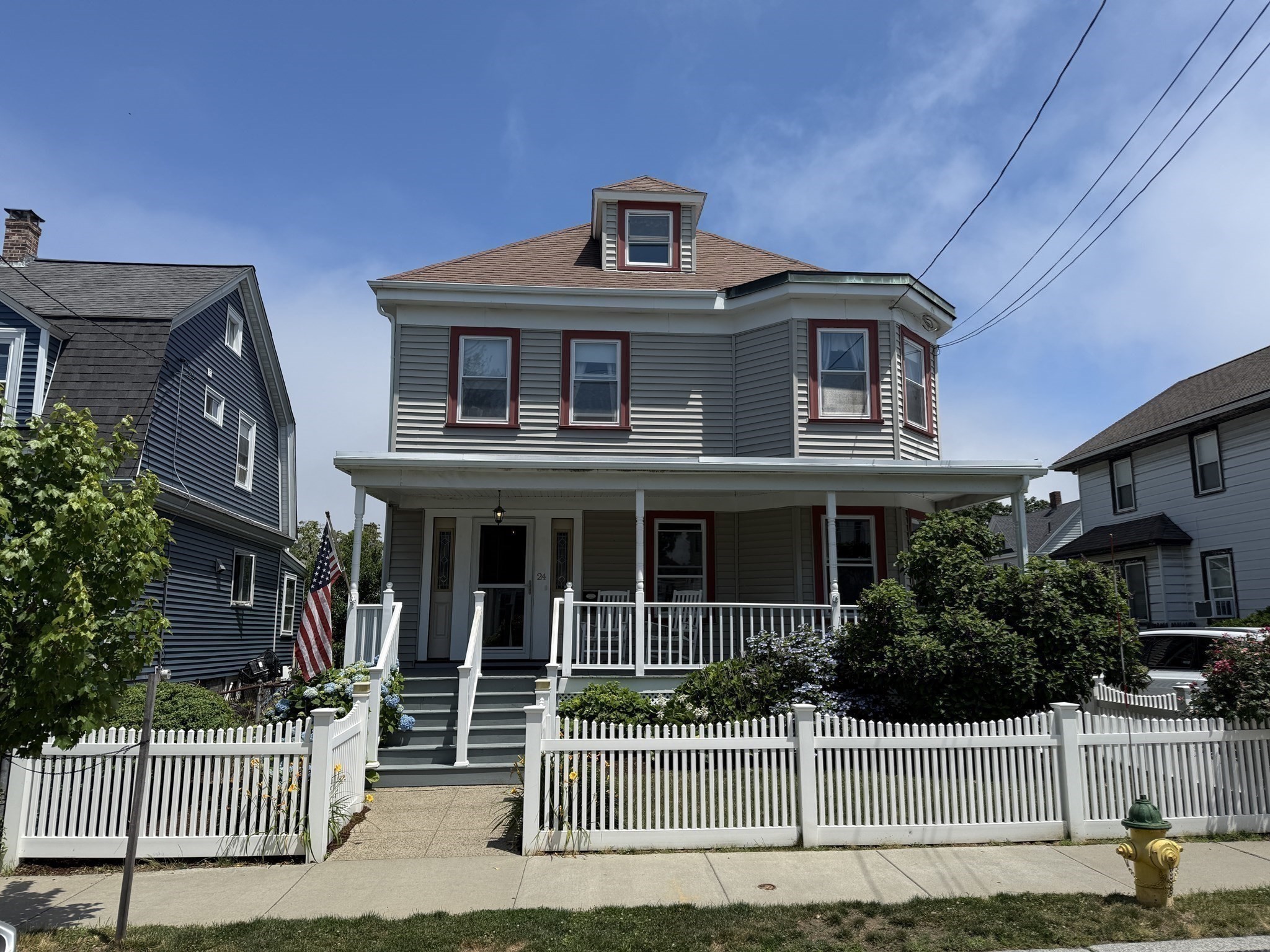 24 Rawson Rd
