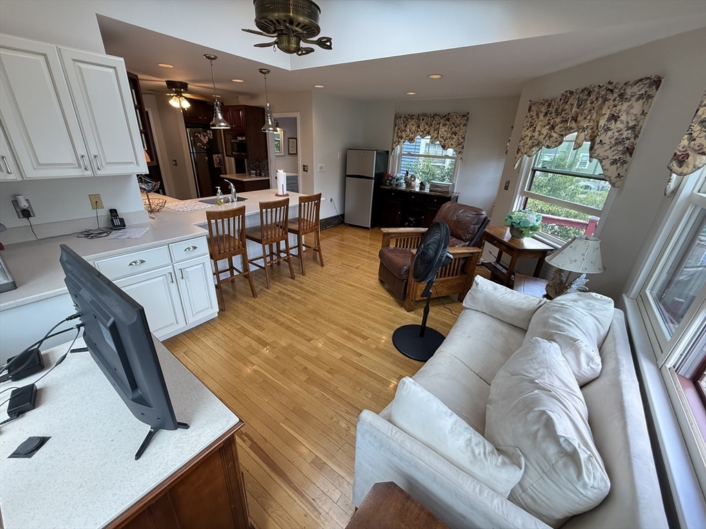 24 Rawson Rd