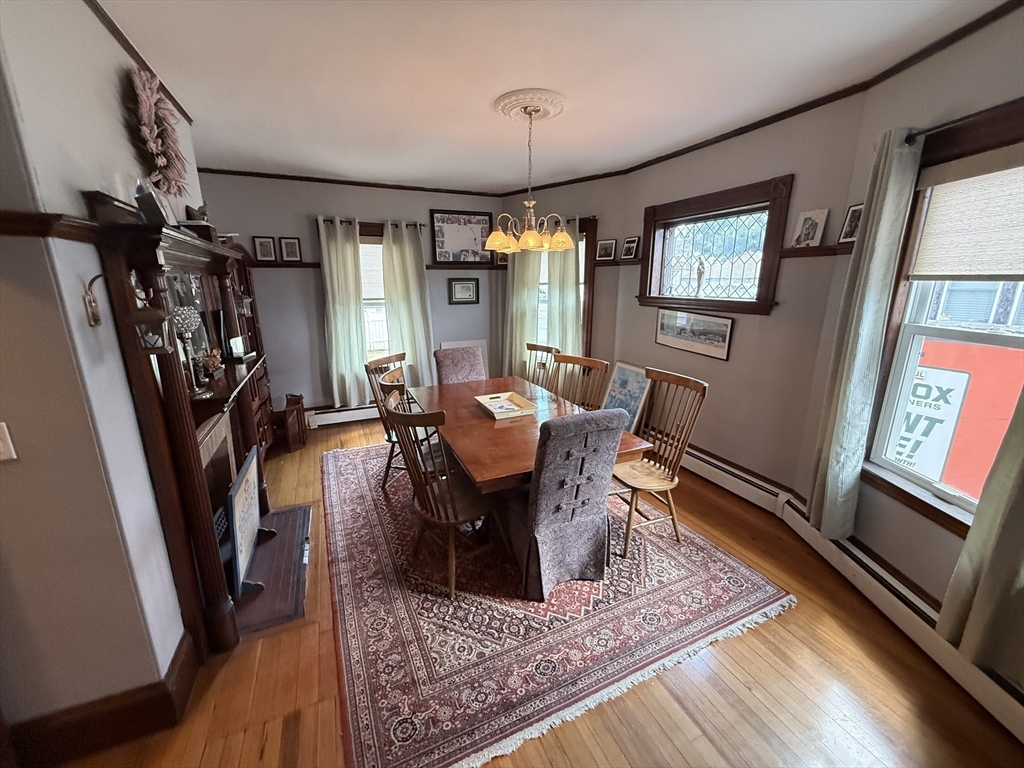 24 Rawson Rd