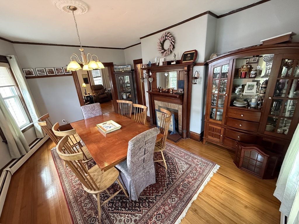 24 Rawson Rd