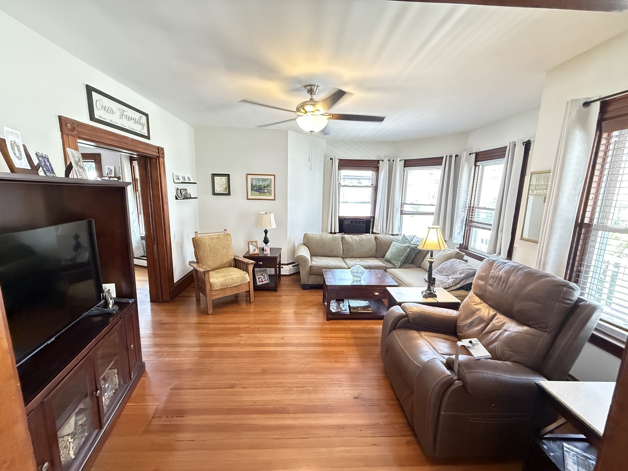 24 Rawson Rd
