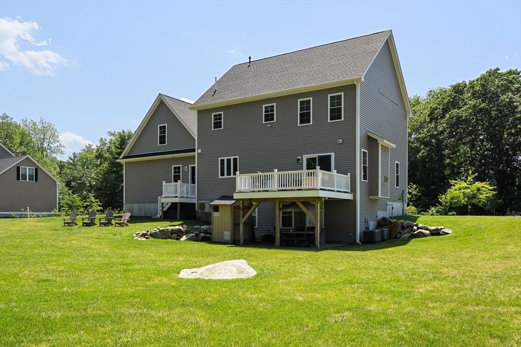 7 Maris Ln