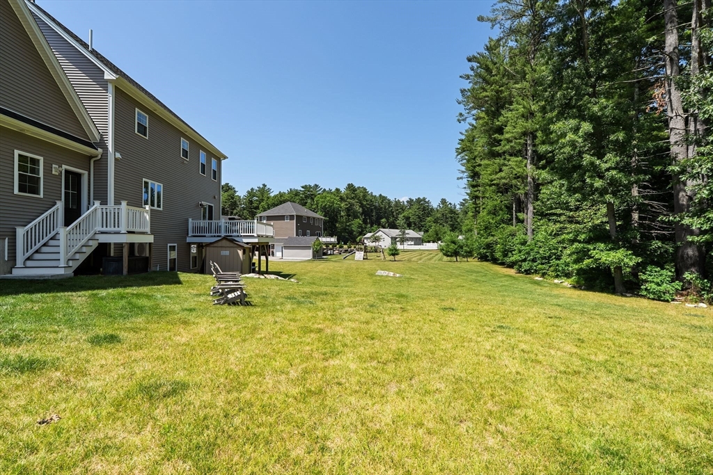 7 Maris Ln