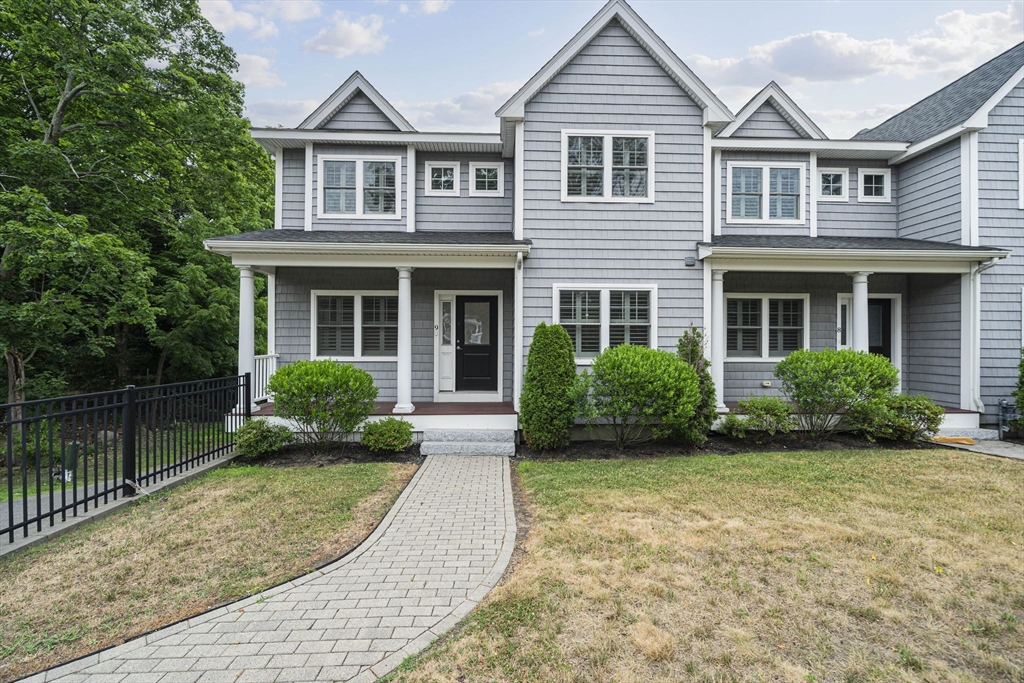 205 Elm St # 9