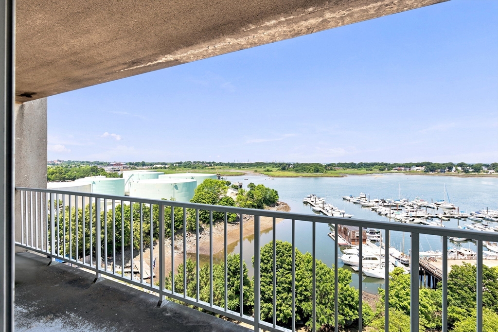 100 Cove Way # 902