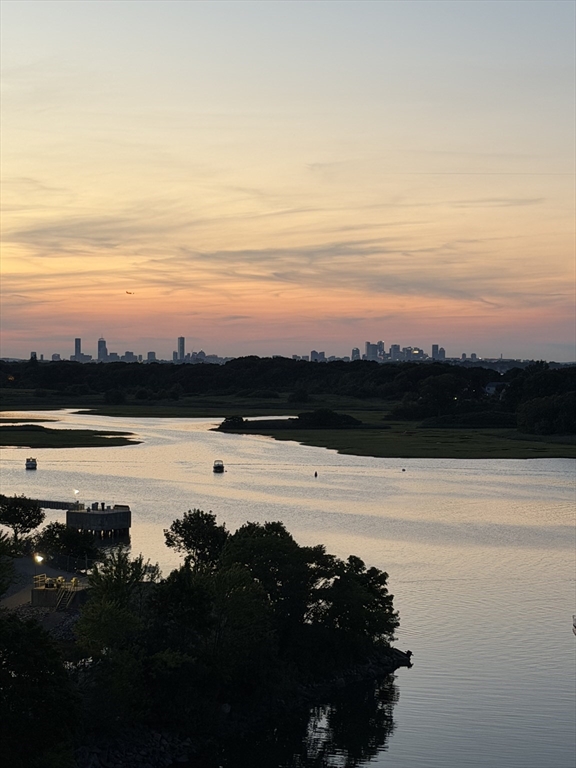 100 Cove Way # 902