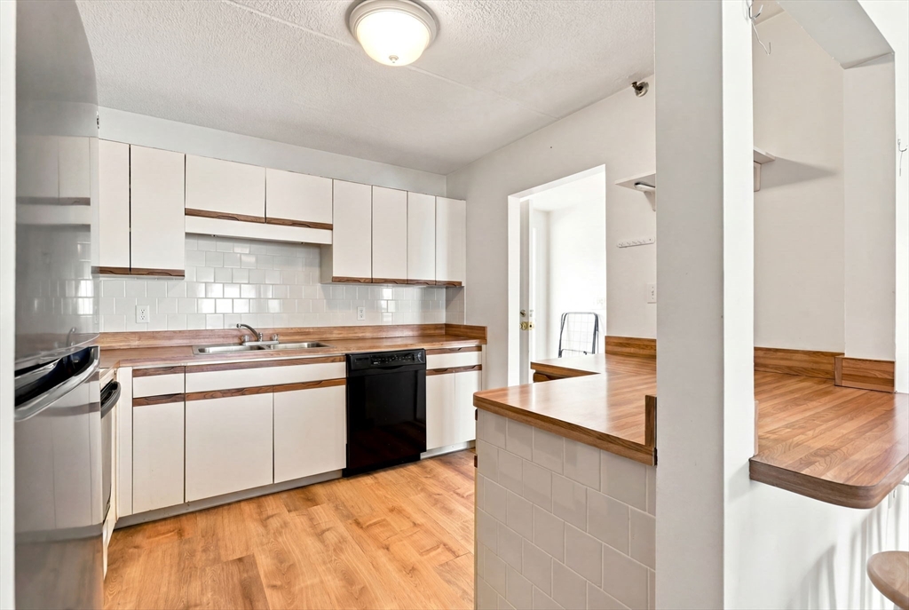 100 Cove Way # 902