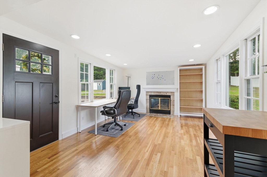 8 Casey St