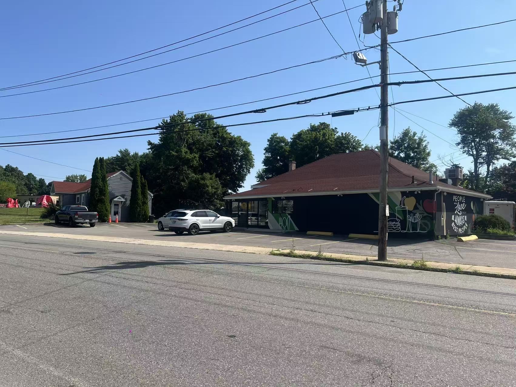 813-815 Main St