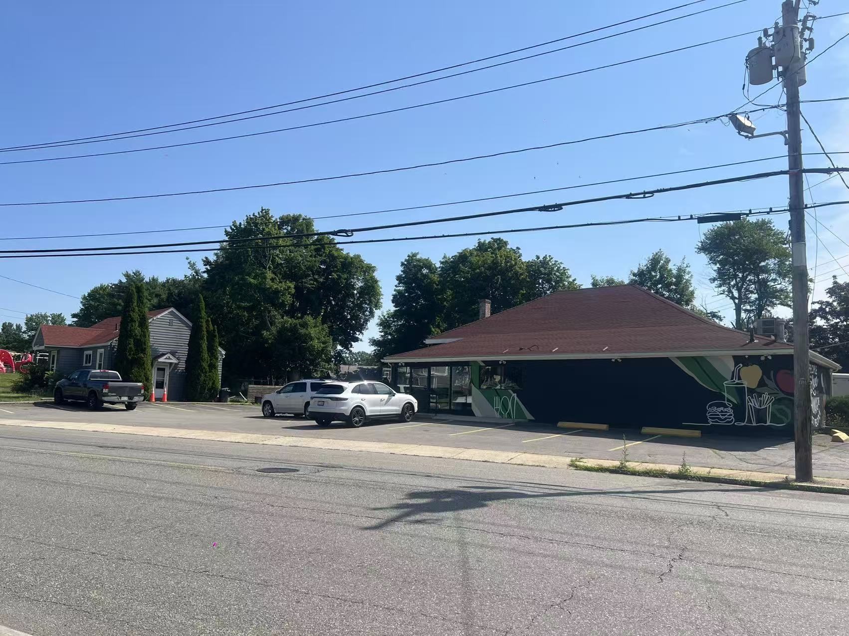 813-815 Main St