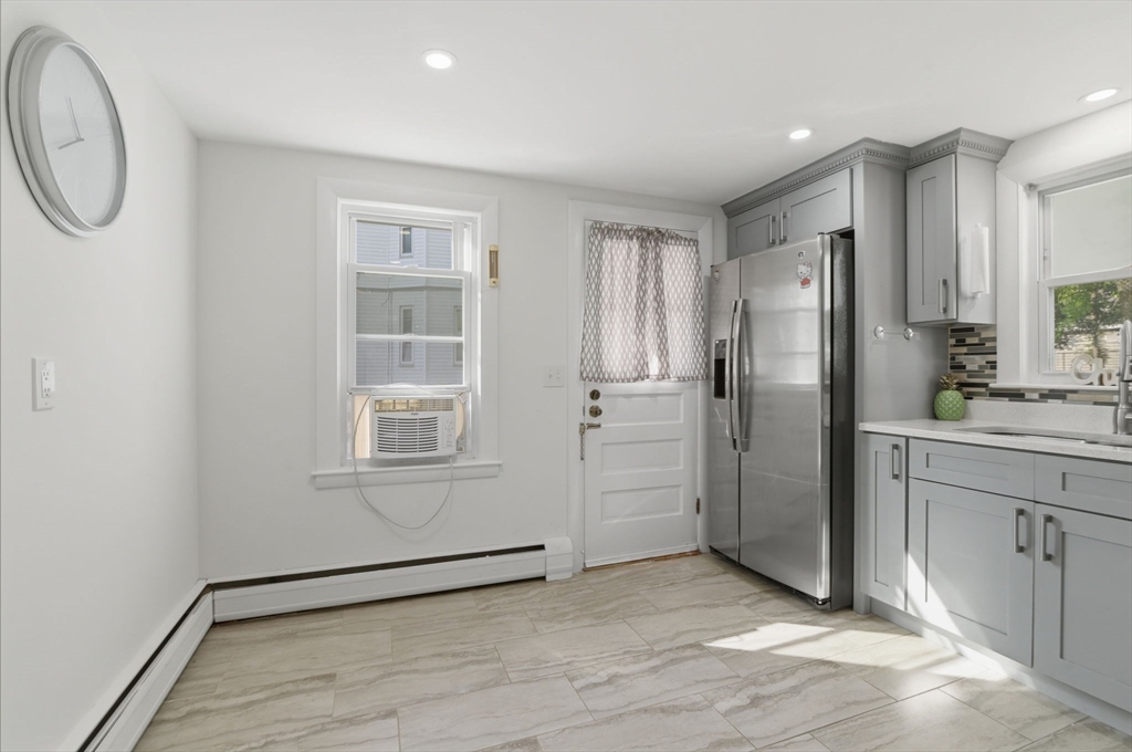 72 French St